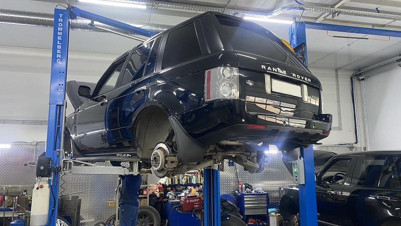 Замена колодок Range Rover Замена колодок Range Rover